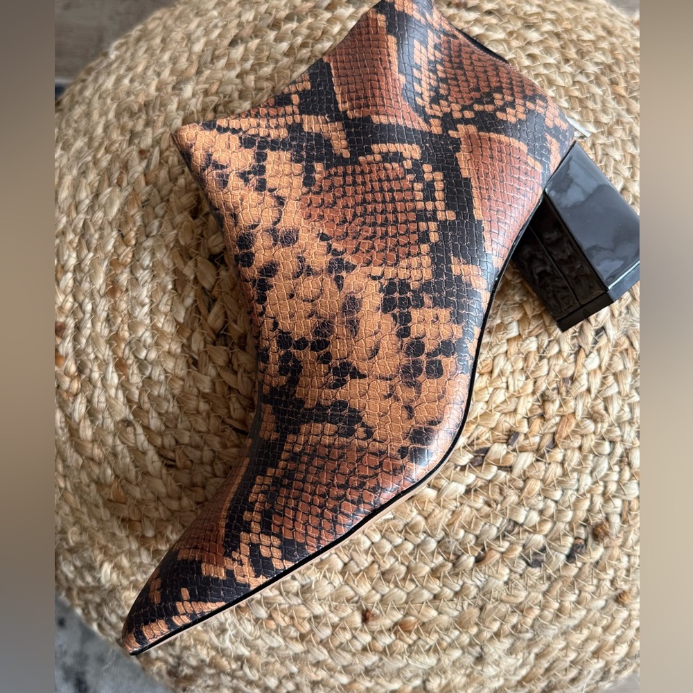 Stylish Snake Print Ankle Boots